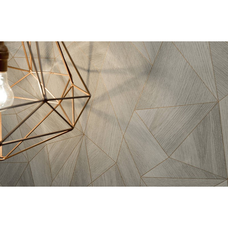tapet-lemn-cu-dungi-aramii-decorare