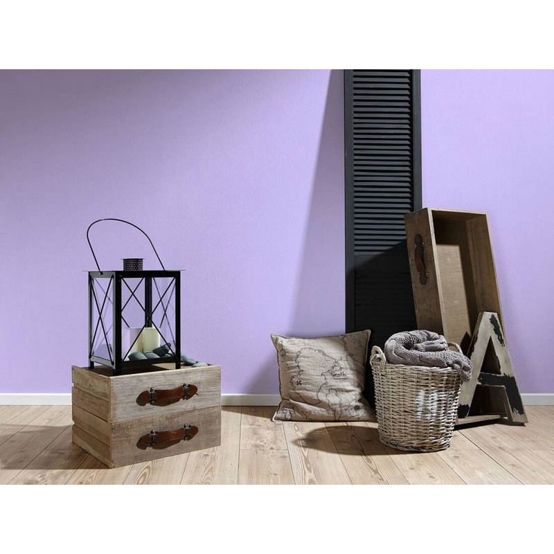 tapet-beton-vopsit-mov-ambient