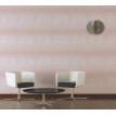 tapet-stil-baroc-roz-cu-irizatii-metalice-ambient